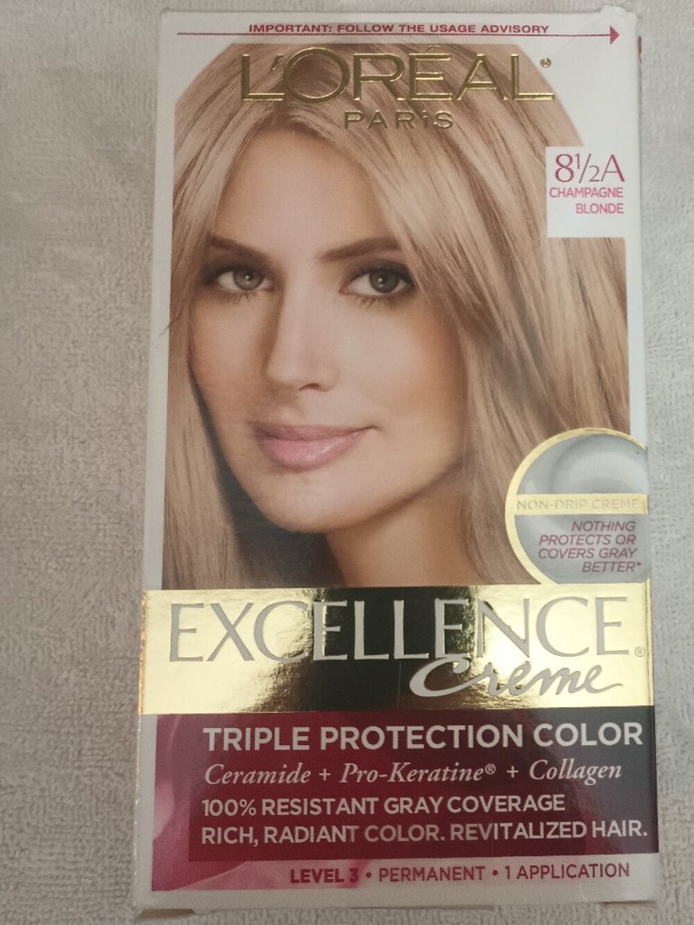 L'Oreal Excellence Creme 8 1/2 A Champagne Blonde.